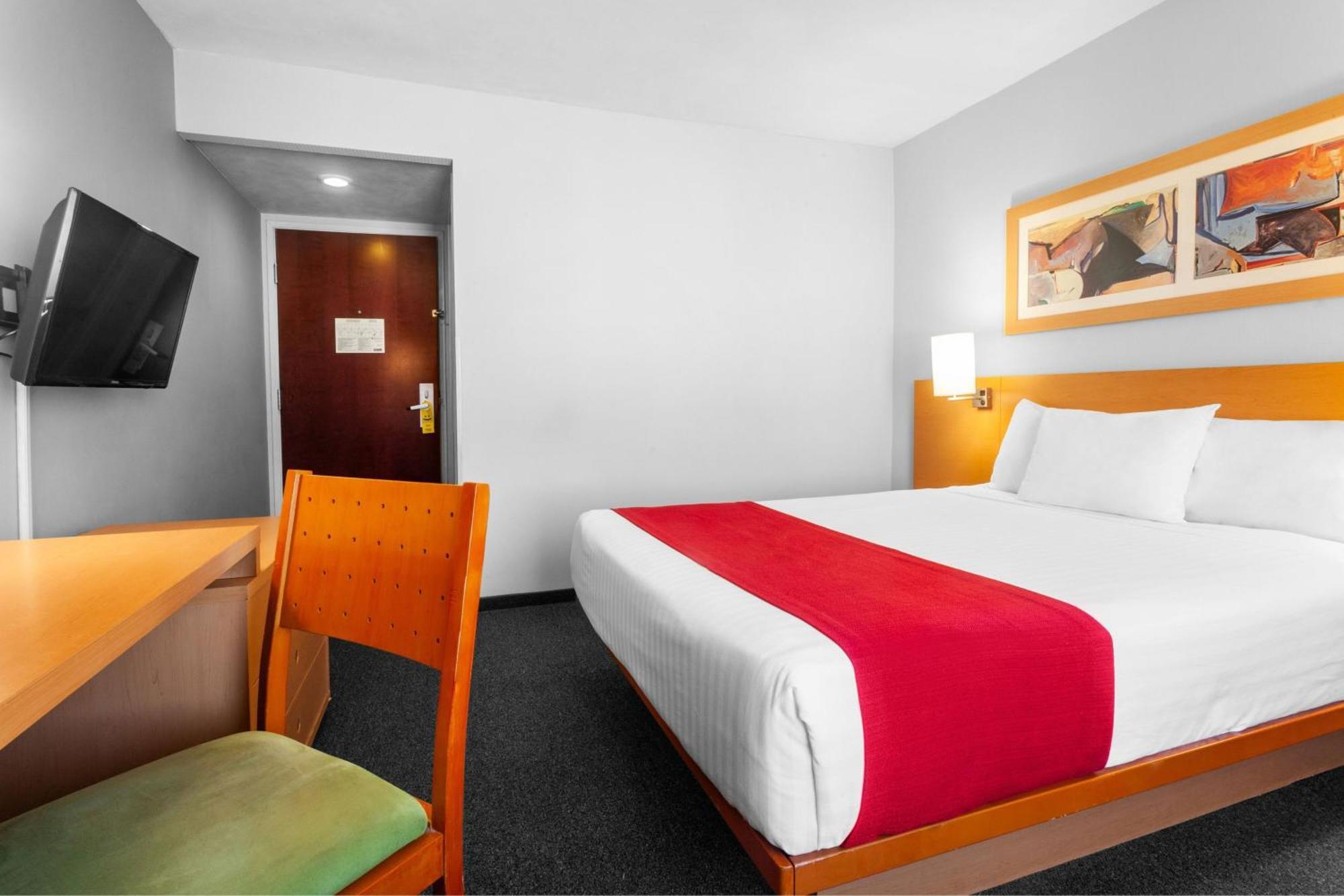 City Express By Marriott Celaya Parque Dış mekan fotoğraf