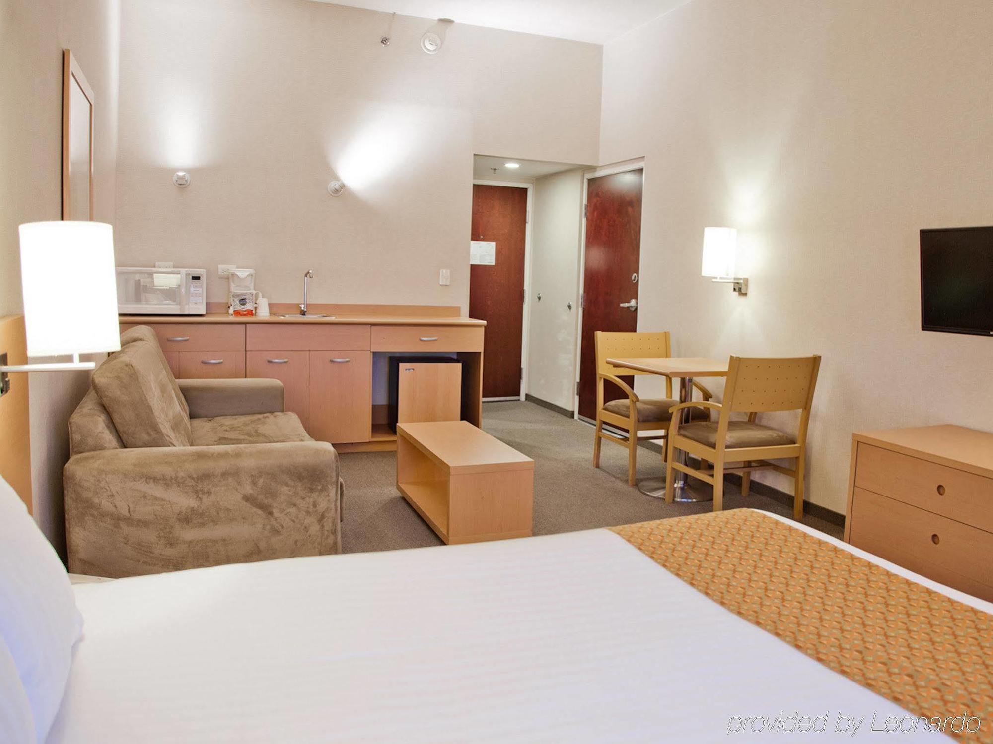City Express By Marriott Celaya Parque Dış mekan fotoğraf